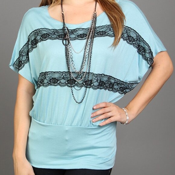 WOMEN'S TOP WITH LACE DETAIL *NECKLACE INCLUDED* - Picture 1 of 4